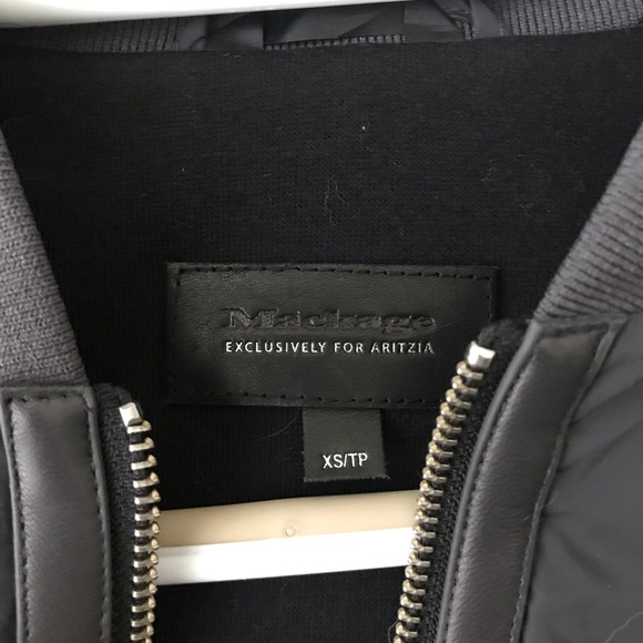 Aritzia x Mackage bomber jacket size xs - Picture 4 of 6